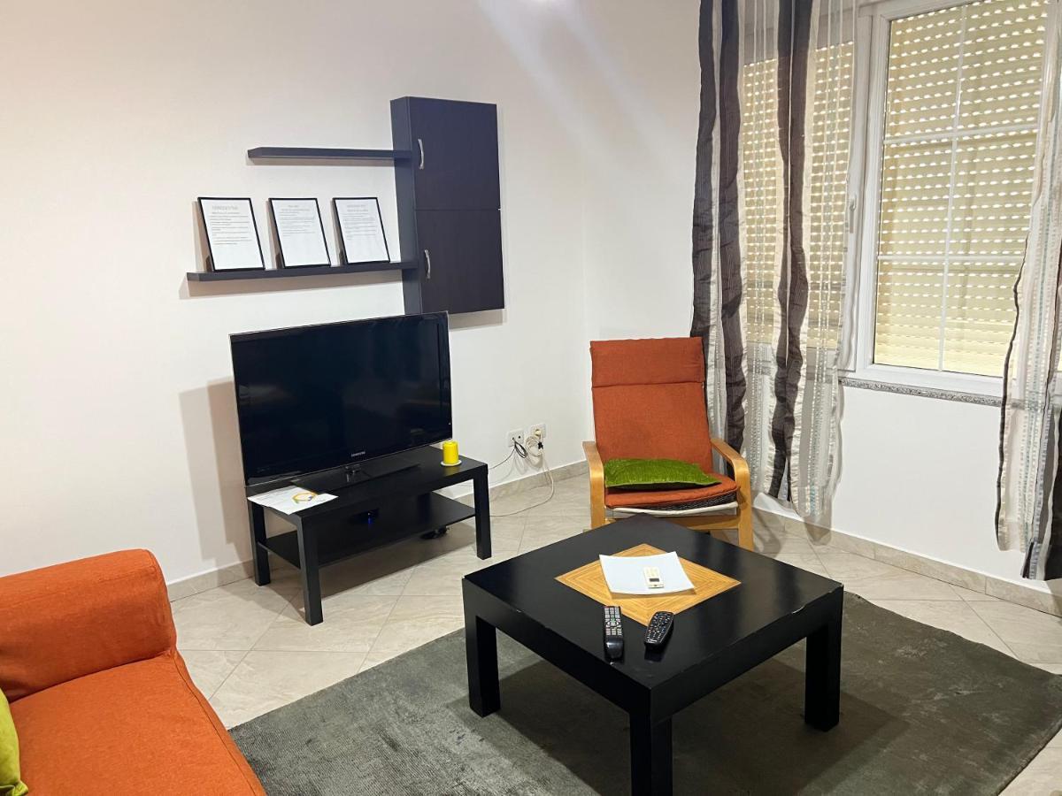 Sol Apartment Lezhe Exterior photo