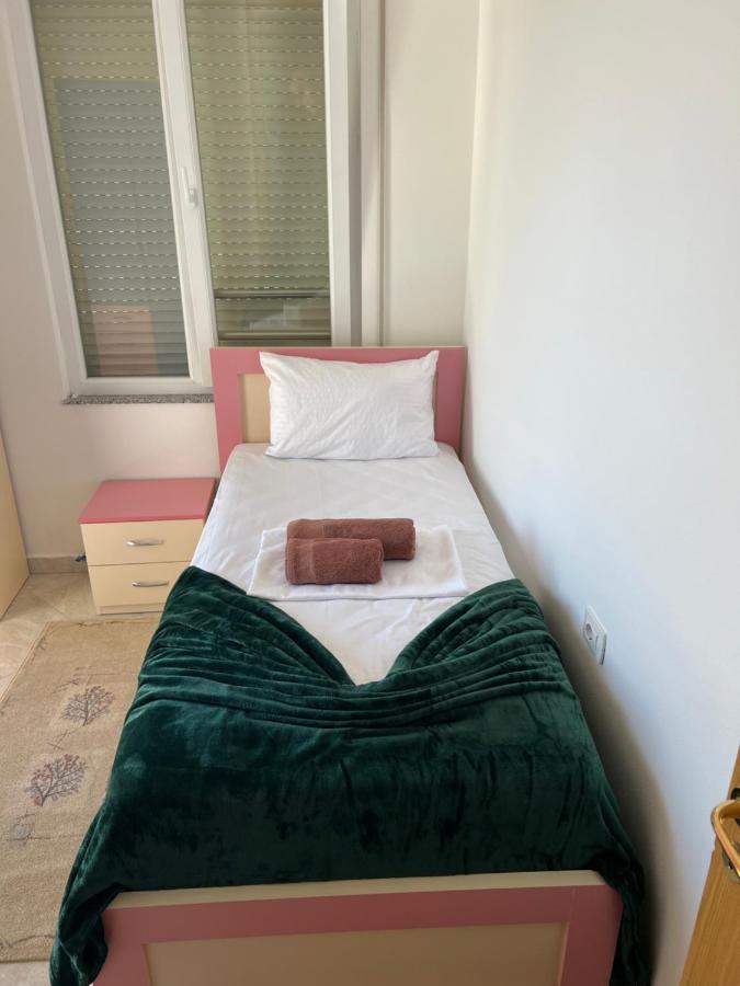 Sol Apartment Lezhe Exterior photo